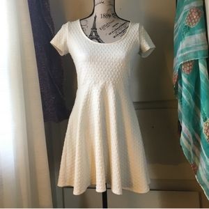 Creamy A-line Stretchy Dress